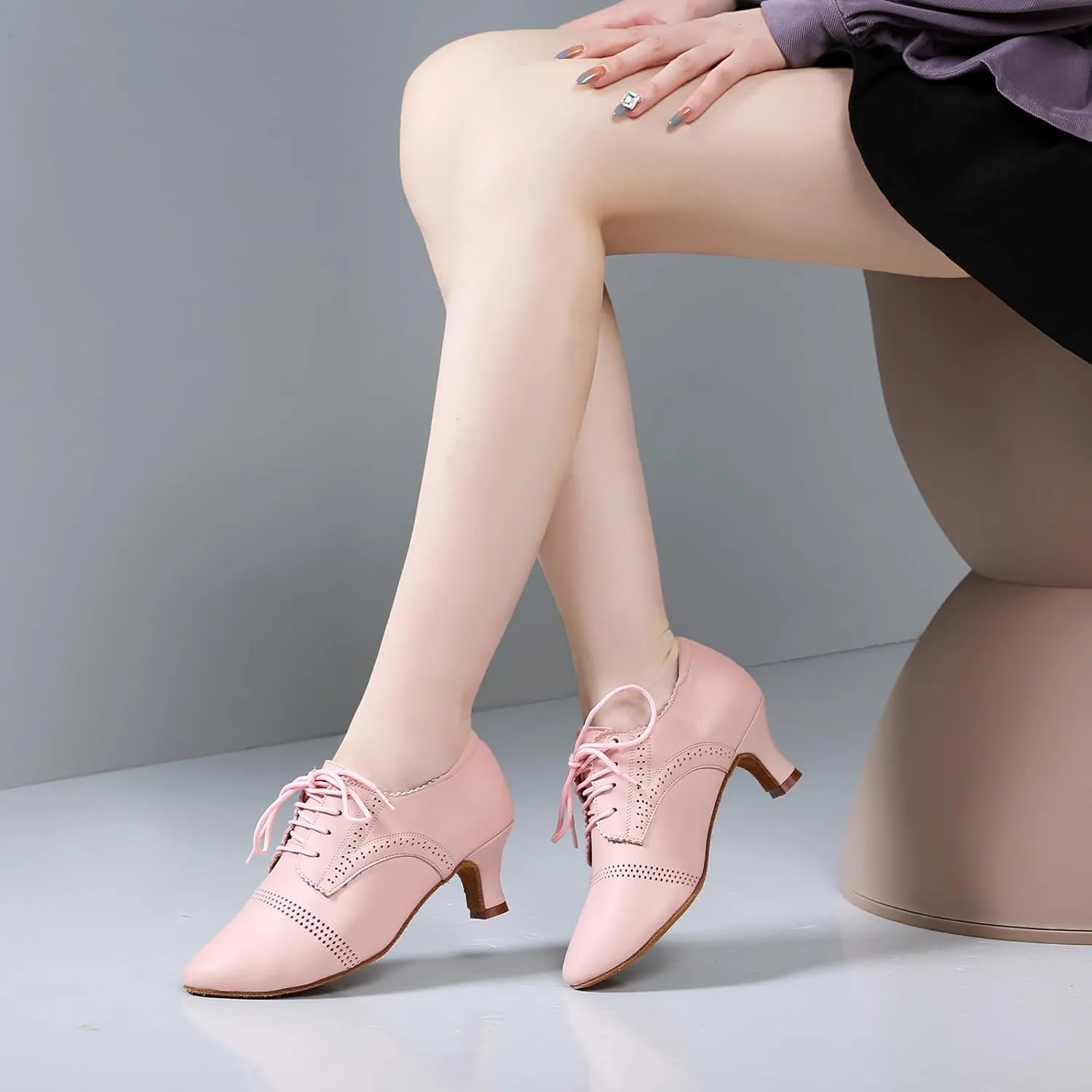 HIPPOSEUS Women's Closed Toe Latin Dance Shoes Lace up Ballroom Modern Salsa Rhythm Dance Teaching Practice Shoes,Model WDL