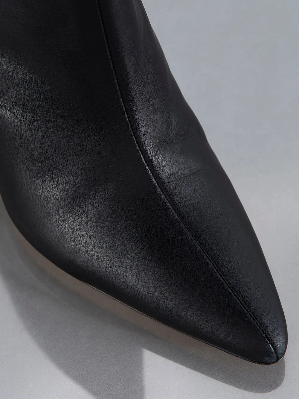 Odette Bootie -- Noir